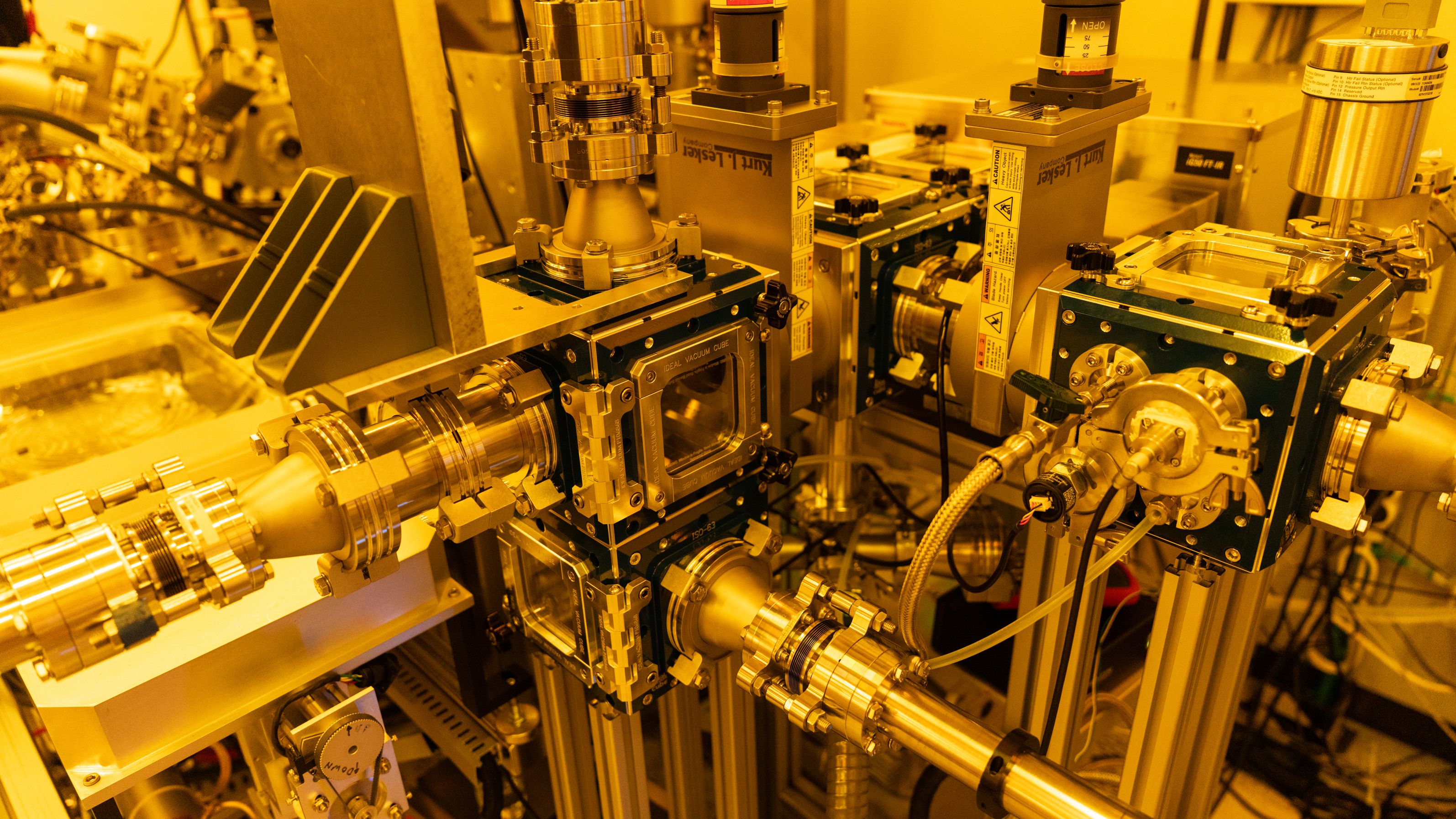 Imec demonstrates 24nm pitch lines with single exposure