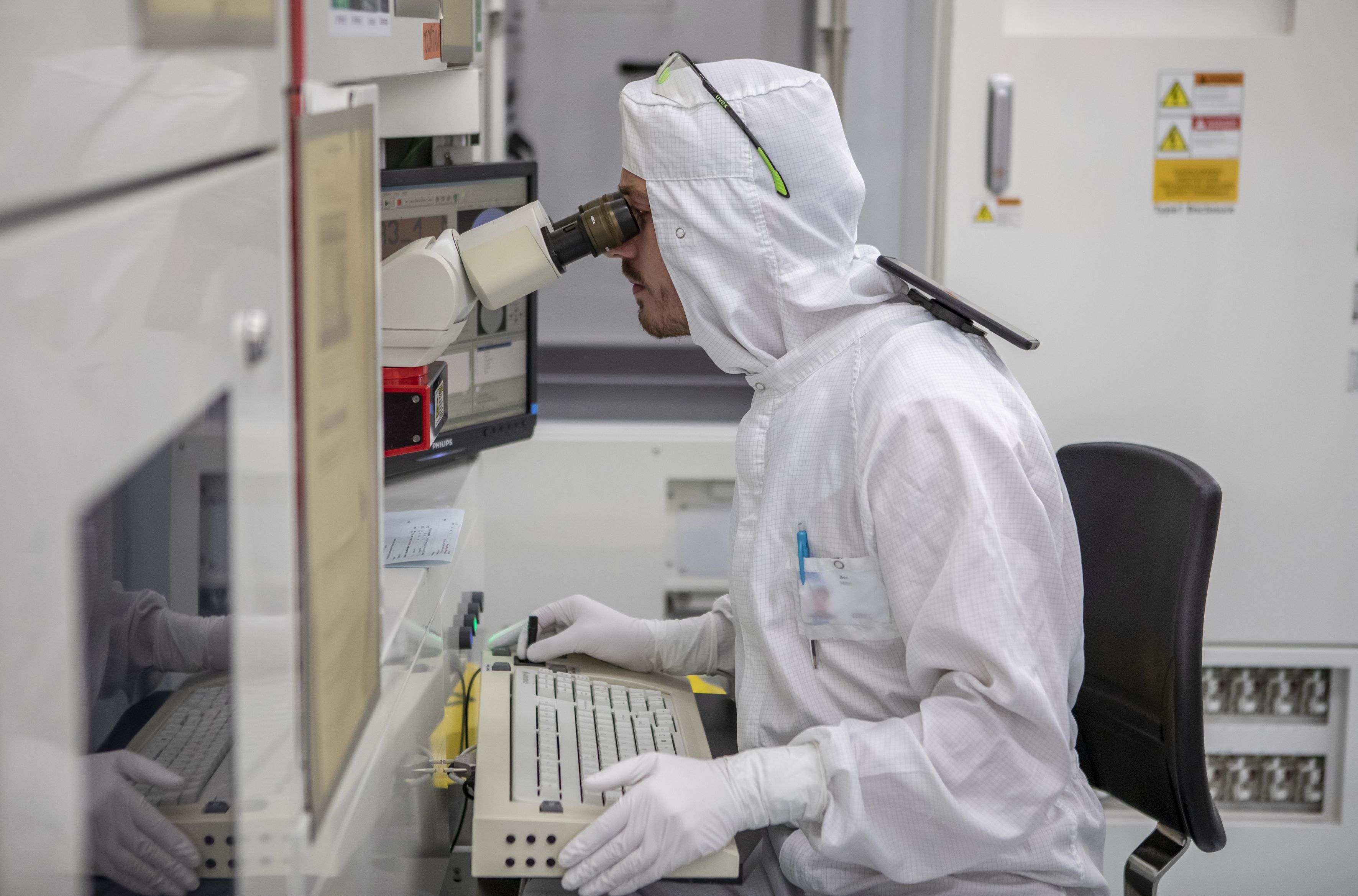 Four Decades of In-Fab Metrology and Inspection: Pivotal Milestones and Road Ahead (4 minute read)